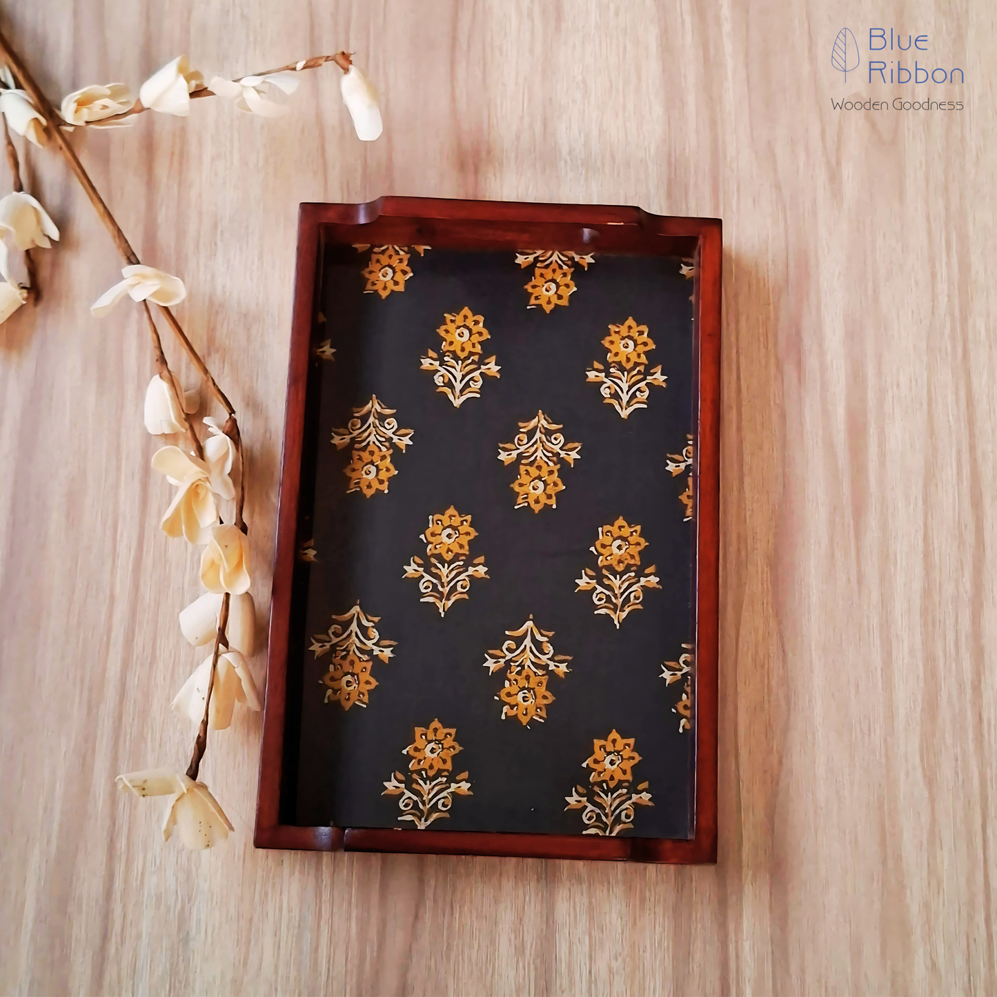 MIDNIGHT SAFFRON TRAY SET