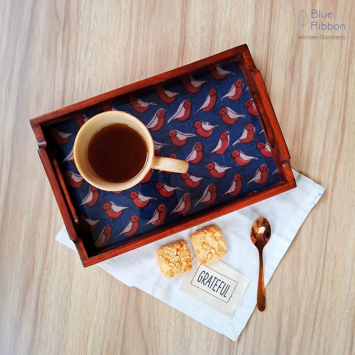 SACRLET SPARROW TRAY SET