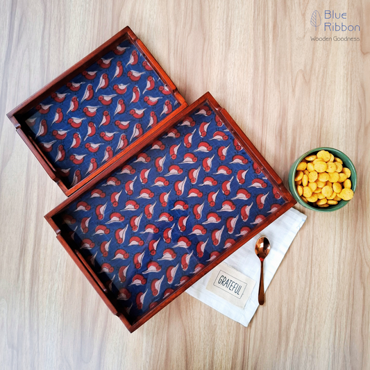 SACRLET SPARROW TRAY SET