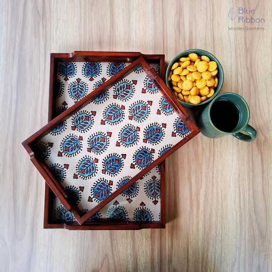 INDIGO IMPRESSION WOODEN TRAYS