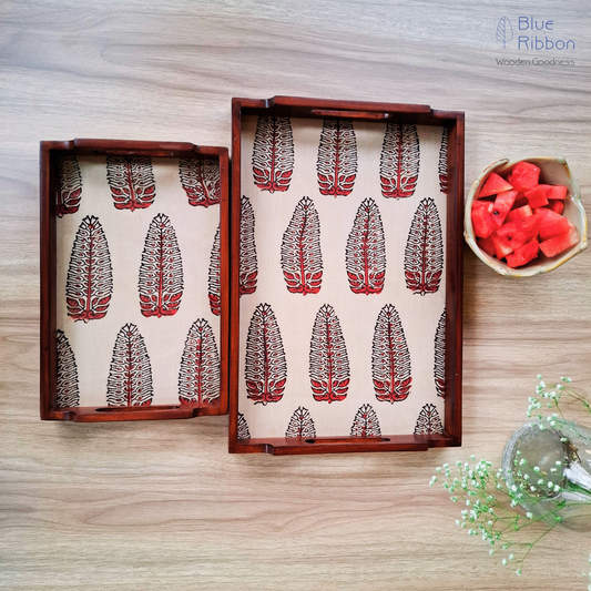RUSTIC LEAF WOODEN TRAYS